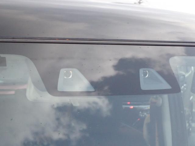 ステレオカメラで認識し、衝突回避・衝撃軽減をサポート【デュアルカメラブレーキサポート】！（くわしくはスタッフへ）