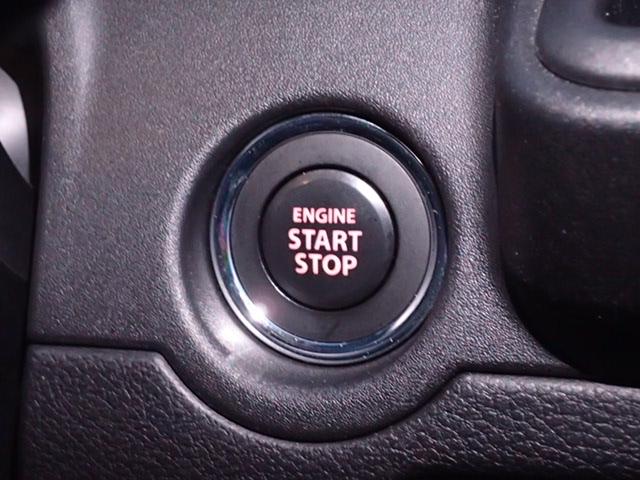 ボタン１つでエンジンを始動【キーレスプッシュスタート】！イモビライザーも標準装備です。