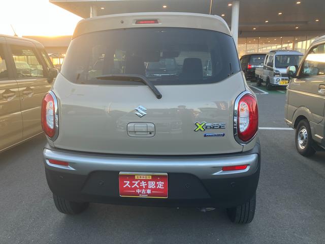 個性的なバックビュー。街中でも自然の中でも大活躍！思わず遊びに出たくなっちゃいますね♪