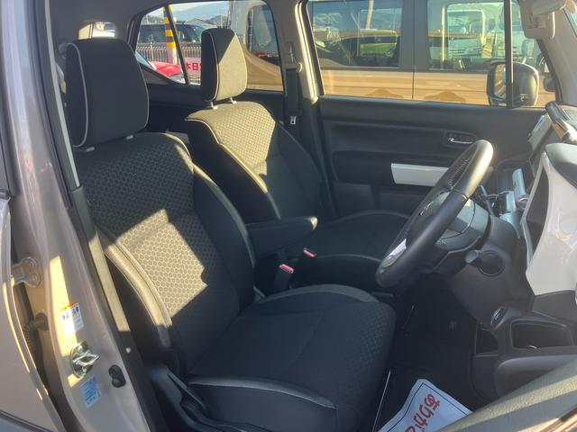 体格・好みに合わせてドライブポジションを調節でき快適ドライブをサポートする運転席回り。