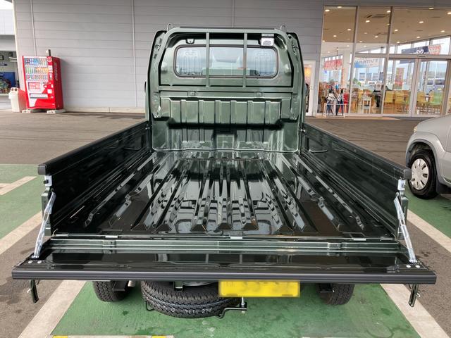 キャリイトラック ＫＣエアコン・パワステ農繁　７型　サポカー　デュアルカメラブレーキサポート│１２インチラジアルタイヤ│マニュアルエアコン│ウレタンステアリングホイール（11枚目）