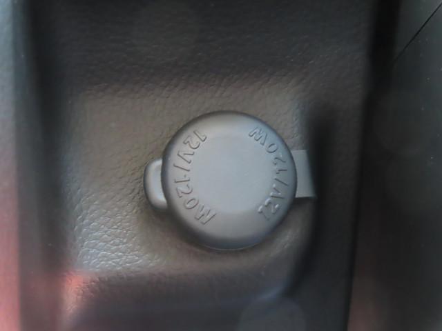 �d���������ł���y�A�N�Z�T���[�\�P�b�g�z���C���p�l�ɑ����I