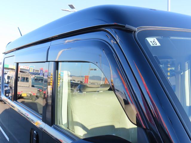 �J���̓��A�����Q�A�R�����قǊJ���Ċ��C���邱�Ƃ��ł���y�h�A�o�C�U�[�z�B���㕔����̖h�Ƒ΍�ɂ��I