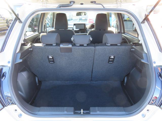 �����V�[�g���S�ԏ��ōς݁B�V�[�g�̌��Ɏ��[�X�y�[�X������܂��B���s�o�b�N�₿����Ƃ������W���[�p�i���ς݂��߂����ł��ˁI