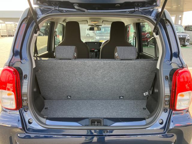 �����V�[�g���S�ԏ��ōς݁B�V�[�g�̌��ɂ�����Ƃ������[�X�y�[�X������܂��B�����̂�����������������T�|�[�g�I