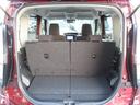リヤシートも全車消毒済み。シートの後ろに収納スペースがあります。旅行バックやちょっとしたレジャー用品も積みこめそうですね!