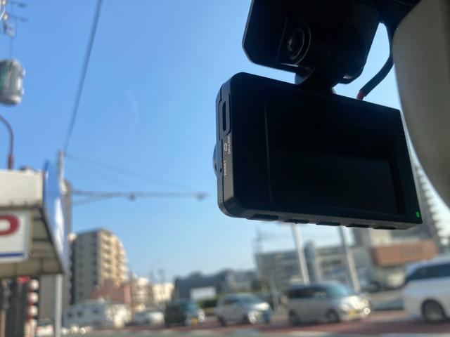 スーパーキャリイ Ｌ　スズキブレーキＳ　Ｍナビゲーション　Ｂｌｕｅｔｏｏｔｈ　フルセグＴＶ　ＥＴＣ　ドラレコ（4枚目）