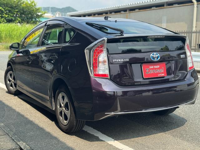 プリウス Ｓ　３０系　後期モデル　ディープアメジストマイカメタリック　ユーザー買取車　プッシュスタート　ＥＴＣ　傷あり（7枚目）