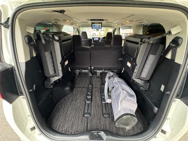 アルファード ２．５Ｓ　８人乗り　両側電動スライドドア　純正ナビ　ＴＶ　バックカメラ　後席モニター　クルーズコントロール　クリアランスソナー（33枚目）