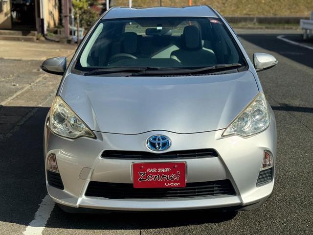 アクア L ユーザー買取車 純正ナビ TV Bluetooth キーレス(5枚目)