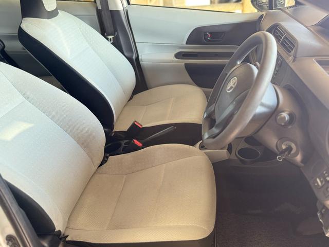 アクア L ユーザー買取車 純正ナビ TV Bluetooth キーレス(13枚目)