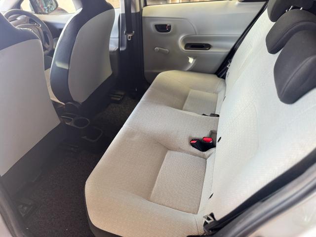 アクア L ユーザー買取車 純正ナビ TV Bluetooth キーレス(18枚目)