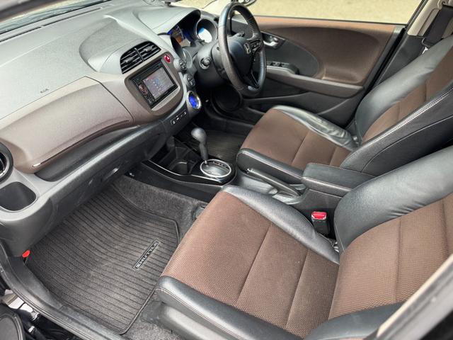 フィットシャトルハイブリッド ハイブリッド・スマートセレクション　ユーザー買取車　走行距離６６０００ｋｍ　スマートキー　クルーズコントロール（26枚目）