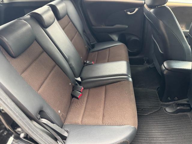 フィットシャトルハイブリッド ハイブリッド・スマートセレクション　ユーザー買取車　走行距離６６０００ｋｍ　スマートキー　クルーズコントロール（28枚目）