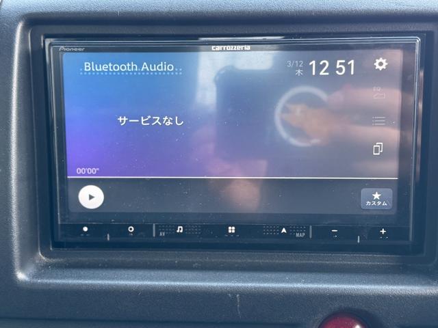 クリッパーバン DX ユーザー買取車 4WD AT グリルガード リフトアップ 車検令和9年11月 社外ナビ TV Bluetooth ホワイトパールオールペン(15枚目)