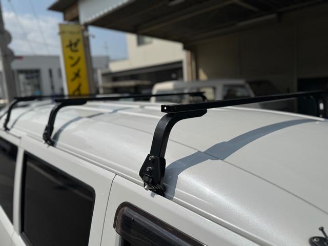クリッパーバン DX ユーザー買取車 4WD AT グリルガード リフトアップ 車検令和9年11月 社外ナビ TV Bluetooth ホワイトパールオールペン(42枚目)