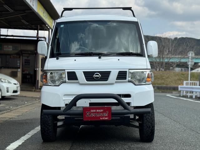 クリッパーバン DX ユーザー買取車 4WD AT グリルガード リフトアップ 車検令和9年11月 社外ナビ TV Bluetooth ホワイトパールオールペン(47枚目)