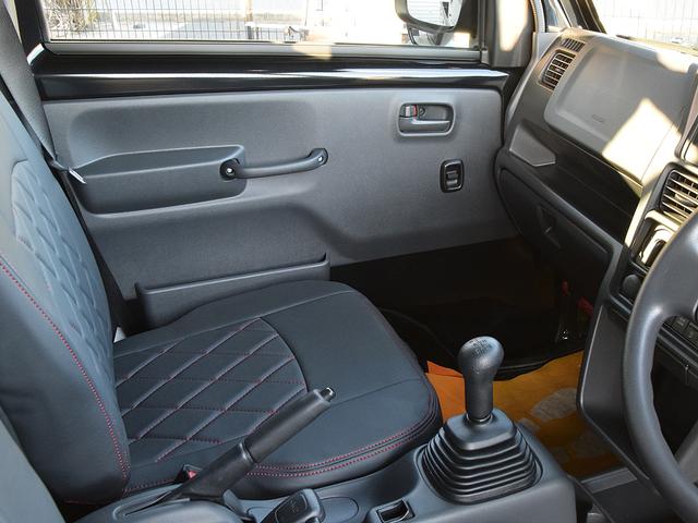 キャリイトラック ＫＣエアコン・パワステ　４ＷＤ　ＭＴ　バタフライシステムエアロ　ワーク１５インチアルミ　ハンコック１５インチタイヤ　ＬＥＤヘッドライト　キーレス　ＩＮＴＥＣ　ＬＥＤテール　クラッチオシートカバー（68枚目）