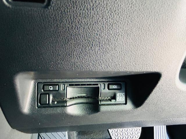 アルファード Ｚ　パノラマルーフ　全周囲カメラ　１４型ナビ　デジタルインナーミラー　ワンオーナー　ＥＴＣ　両側電動スライドドア　パワーバックドア　後席モニター　シートヒーター　ブラインドスッポットモニター（23枚目）