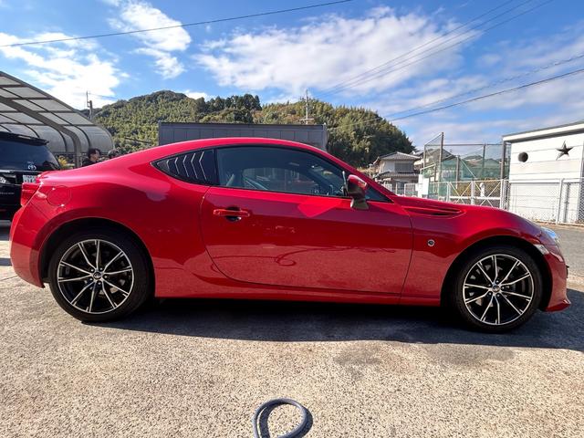 86 GT 保証1年・ロッソモデルマフラー・サイドウィンドウルバーパネル・ドラレコ・ETC(19枚目)