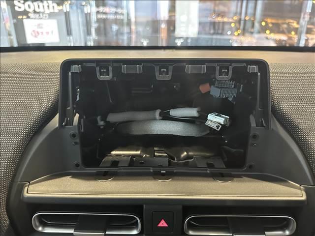 フリード e:HEVエアー EX 登録済未使用車 バックカメラ ブレーキサポート レーンサポート ソナー クルーズコントロール シートヒーター 両側電動スライドドア スマートキー アイドリングストップ オートエアコン 電動格納ミラー(12枚目)