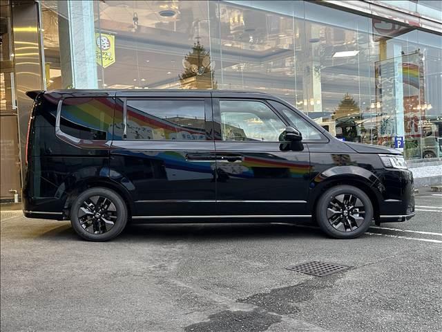 ステップワゴン スパーダ　登録済未使用車　ブレーキサポート　レーンサポート　ソナー　クルーズコントロール　両側電動スライドドア　スマートキー　プッシュスタート　ＬＥＤヘッドライト　オートマチックハイビーム　オートエアコン（7枚目）