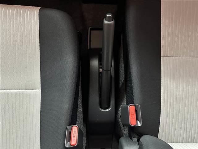 ミライース L SAIII 届出済未使用車 キーレス アイドリングストップ ソナー オートマチックハイビーム Wエアバック(15枚目)