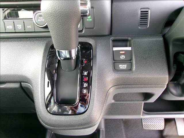 N-BOXカスタム ベースグレード 届出済未使用車 バックカメラ ブレーキサポート レーンサポート ソナー クルーズコントロール 左側電動スライドドア Wシートヒーター スマートキー プッシュスタートSTOM(14枚目)