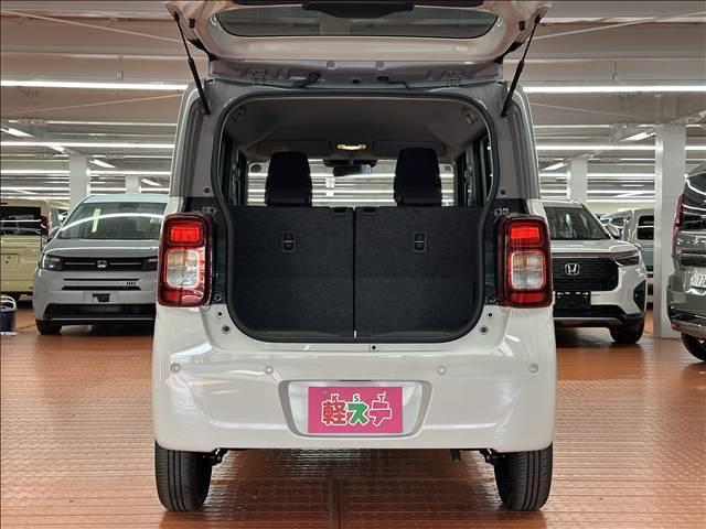 ワゴンＲスマイル ハイブリッドＳ　２トーンルーフパッケージ装着車　届出済未使用車　ブレーキサポート　ソナー　左側電動スライドドア　オートライト　シートヒーター　スマートキー　プッシュスタート　アイドリングストップ　オートライト　オートエアコン　２トーンルーフ仕様車（7枚目）