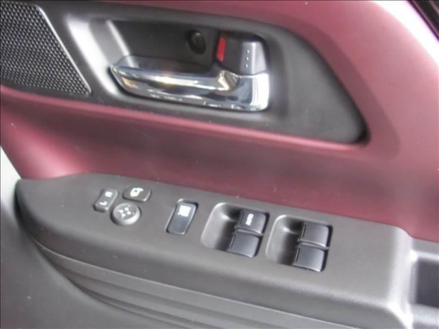 スペーシアカスタム ハイブリッドＸＳ　届出済未使用車　ブレーキサポート　レーンサポート　ソナー　両側電動スライドドア　クルーズコントロール　シートヒーター　スマートキー　プッシュスタート　オートライト　オートエアコン　電動格納ミラー（11枚目）