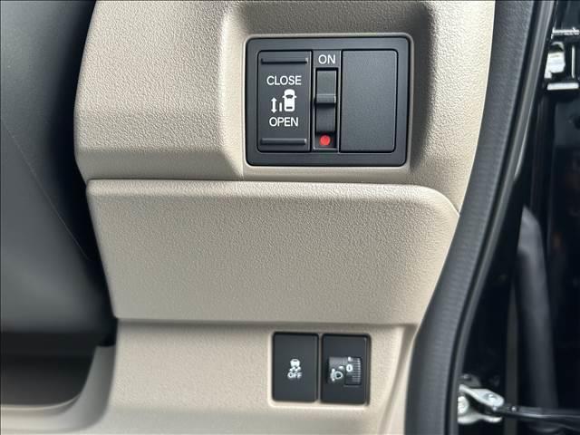 Ｎ－ＢＯＸジョイ ベースグレード　届出済未使用車　ブレーキサポート　レーンサポート　ソナー　クルーズコントロール　左側電動スライドドア　シートヒーター　オートライト　スマートキー　アイドリングストップ（9枚目）