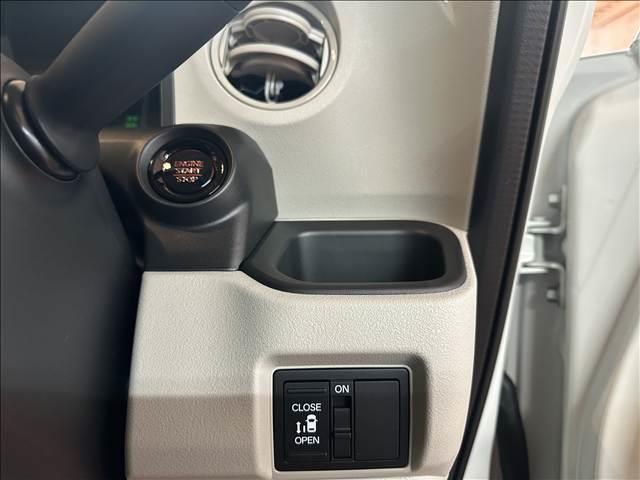 Ｎ－ＢＯＸ ベースグレード　届出済未使用車　スマートキー　アイドリングストップ　プッシュスタート　シートヒーター　左側電動スライドドア　オートエアコン　オートライト　レーンサポート　ＬＥＤヘッドライト　クルーズコントロール（16枚目）