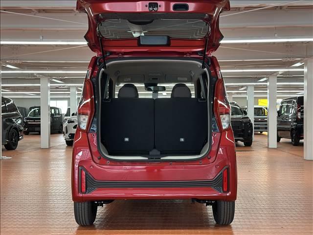 ｅＫワゴン Ｍ　届出済未使用車　ブレーキサポート　レーンサポート　ソナー　オートライト　キーレス　アイドリングストップ　Ｗシートヒーター　サイドＷエアバック　電動格納ミラー（6枚目）