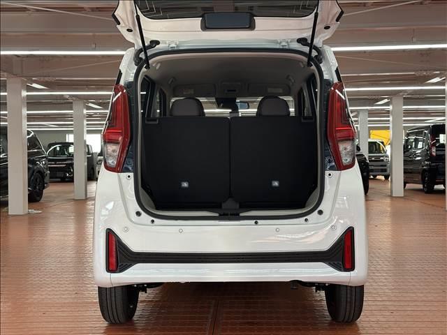 ｅＫワゴン Ｍ　届出済未使用車　ブレーキサポート　レーンサポート　ソナー　オートライト　キーレス　アイドリングストップ　Ｗシートヒーター　サイドＷエアバック　電動格納ミラー（6枚目）