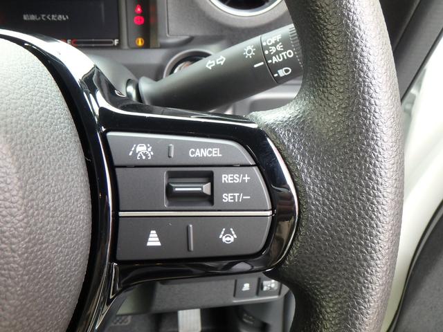 ベースグレード　届出済未使用車　バックカメラ　ブレーキサポート　レーンサポート　ソナー　クルーズコントロール　左側電動スライドドア　Ｗシートヒーター　スマートキー　プッシュスタート　ＬＥＤヘッドライト　オートライト(29枚目)