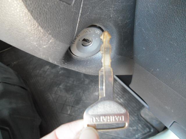 ハイゼットカーゴ スペシャル 4WD 5速MT ルーフキャリア 両側スライドドア エアコン 荷台マット(38枚目)