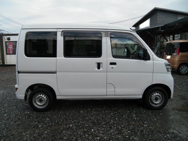 ハイゼットカーゴ DX SAIII アイドリングストップ LEDヘッドライト オートライト フォグライト ETC 横滑り防止装置 両側スライドドア 衝突被害軽減ブレーキ クラッチ交換済(4枚目)