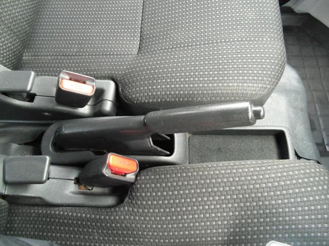 ハイゼットカーゴ DX SAIII アイドリングストップ LEDヘッドライト オートライト フォグライト ETC 横滑り防止装置 両側スライドドア 衝突被害軽減ブレーキ クラッチ交換済(27枚目)