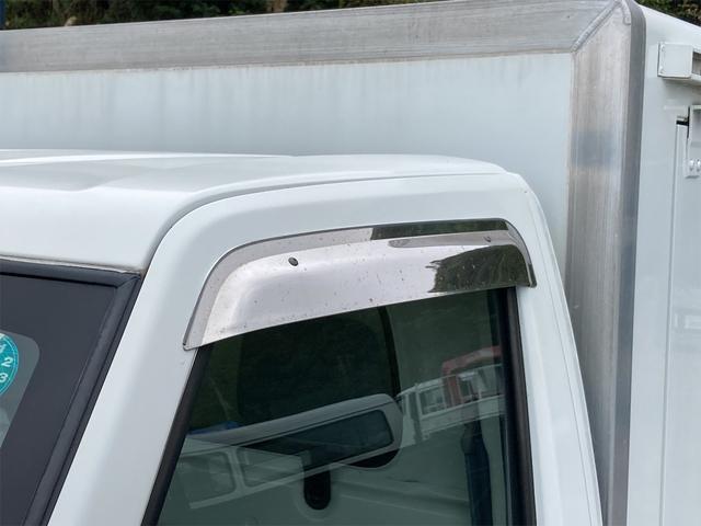 ミニキャブトラック 　保冷車　走行２２９６８ｋｍ　５速ミッション　エアコン　パワーステアリング　運転席エアバック　最大積載量３５０ｋｇ　ヘッドライトレベライザー（21枚目）