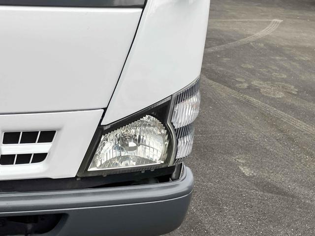 エルフトラック 　２．０ｔダンプ　ディーゼル車　トラック　５速マニュアル車　後輪ダブル　エアコン　パワーウィンドウ　パワステ　運転席エアバッグ（33枚目）