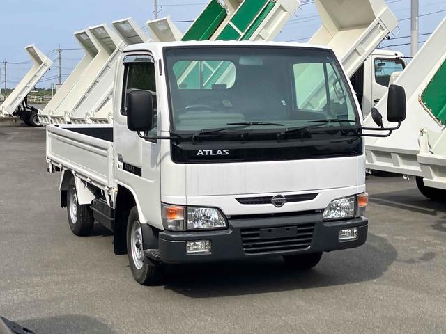 アトラストラック 　１．３ｔ　平ボディトラック　オートマ車　エアコン　パワーウィンドウ　パワーステアリング　運転席エアバッグ　ガソリン車（3枚目）
