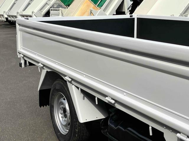 アトラストラック 　１．３ｔ　平ボディトラック　オートマ車　エアコン　パワーウィンドウ　パワーステアリング　運転席エアバッグ　ガソリン車（17枚目）