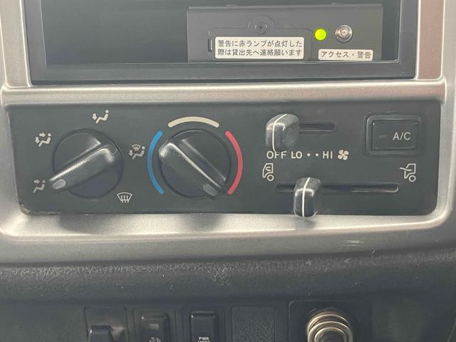 ヒノレンジャー 　４．０ｔダンプ　電動コボレーン付　６ＭＴ　後輪ダブル　キーレスエントリー　電動格納ミラー　アルミホイール　エアコン　パワーウィンドウ　運転席エアバッグ（28枚目）