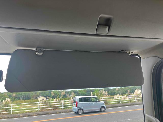 ヒノレンジャー 　４．０ｔダンプ　電動コボレーン付　６ＭＴ　後輪ダブル　キーレスエントリー　電動格納ミラー　アルミホイール　エアコン　パワーウィンドウ　運転席エアバッグ（39枚目）