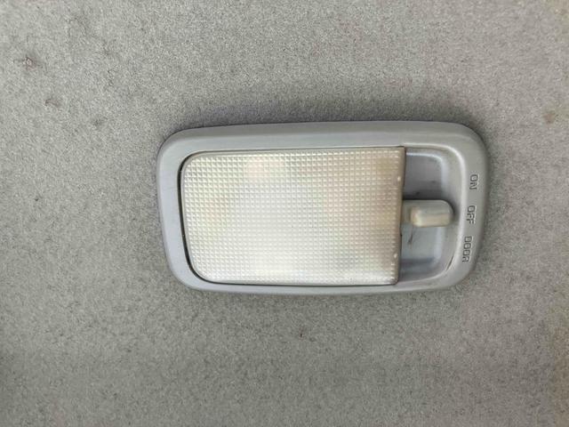 ヒノレンジャー 　４．０ｔダンプ　電動コボレーン付　６ＭＴ　後輪ダブル　キーレスエントリー　電動格納ミラー　アルミホイール　エアコン　パワーウィンドウ　運転席エアバッグ（43枚目）