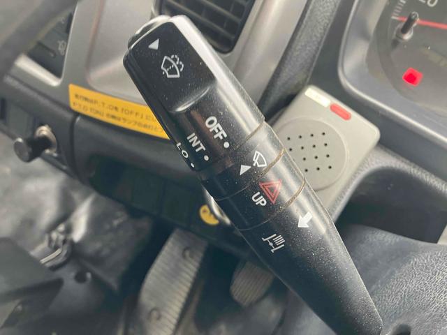 ヒノレンジャー 　４．０ｔダンプ　電動コボレーン付　６ＭＴ　後輪ダブル　キーレスエントリー　電動格納ミラー　アルミホイール　エアコン　パワーウィンドウ　運転席エアバッグ（44枚目）