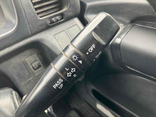 ヒノレンジャー 　４．０ｔダンプ　電動コボレーン付　６ＭＴ　後輪ダブル　キーレスエントリー　電動格納ミラー　アルミホイール　エアコン　パワーウィンドウ　運転席エアバッグ（45枚目）