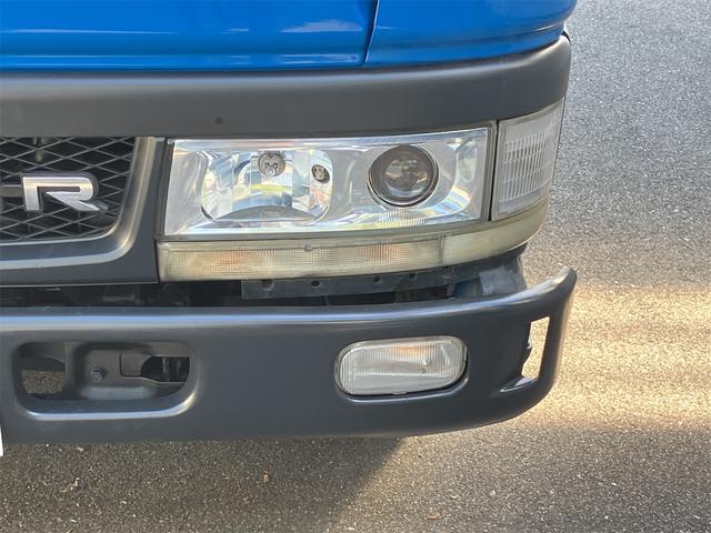 キャンター ダンプ　２．０ｔ深底ダンプステン張り　観音開き　４ＷＤ　トラック　ＭＴ　後輪ダブル　ＥＴＣ　エアコン　パワーウィンドウ　運転席エアバッグ（5枚目）