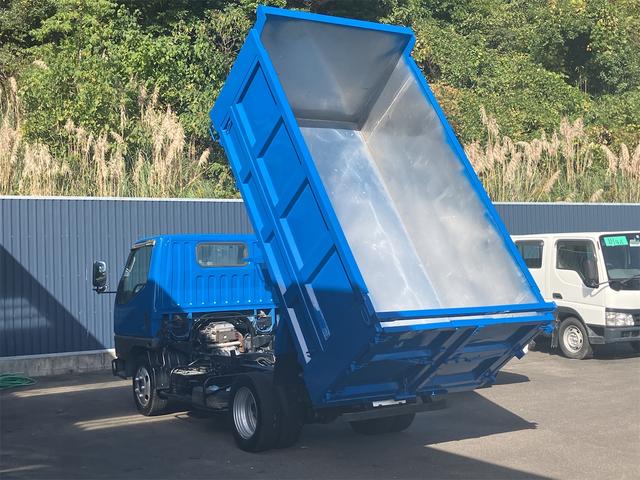 キャンター ダンプ　２．０ｔ深底ダンプステン張り　観音開き　４ＷＤ　トラック　ＭＴ　後輪ダブル　ＥＴＣ　エアコン　パワーウィンドウ　運転席エアバッグ（31枚目）