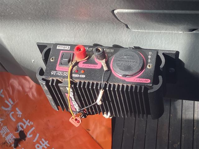 キャンター ダンプ　２．０ｔ深底ダンプステン張り　観音開き　４ＷＤ　トラック　ＭＴ　後輪ダブル　ＥＴＣ　エアコン　パワーウィンドウ　運転席エアバッグ（39枚目）